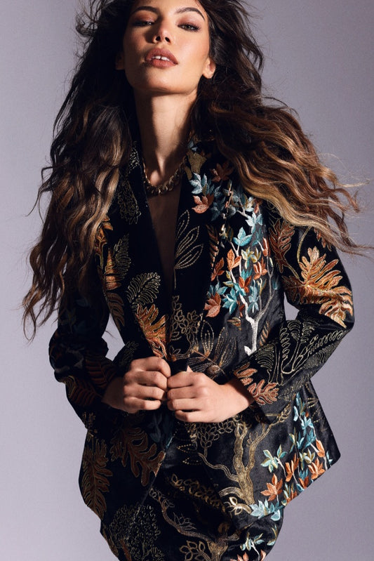 Ensemble versu (femme)