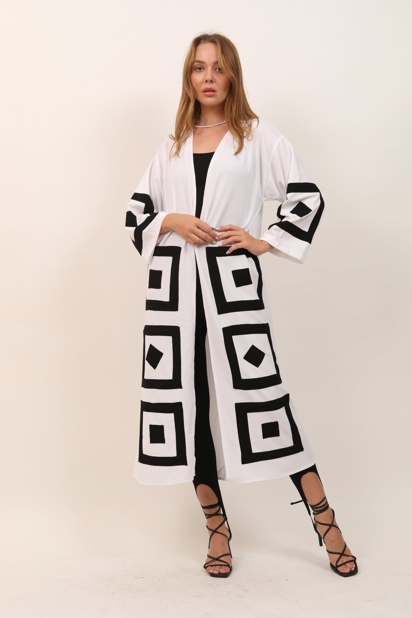 ENSEMBLE CAPE CARREAUX