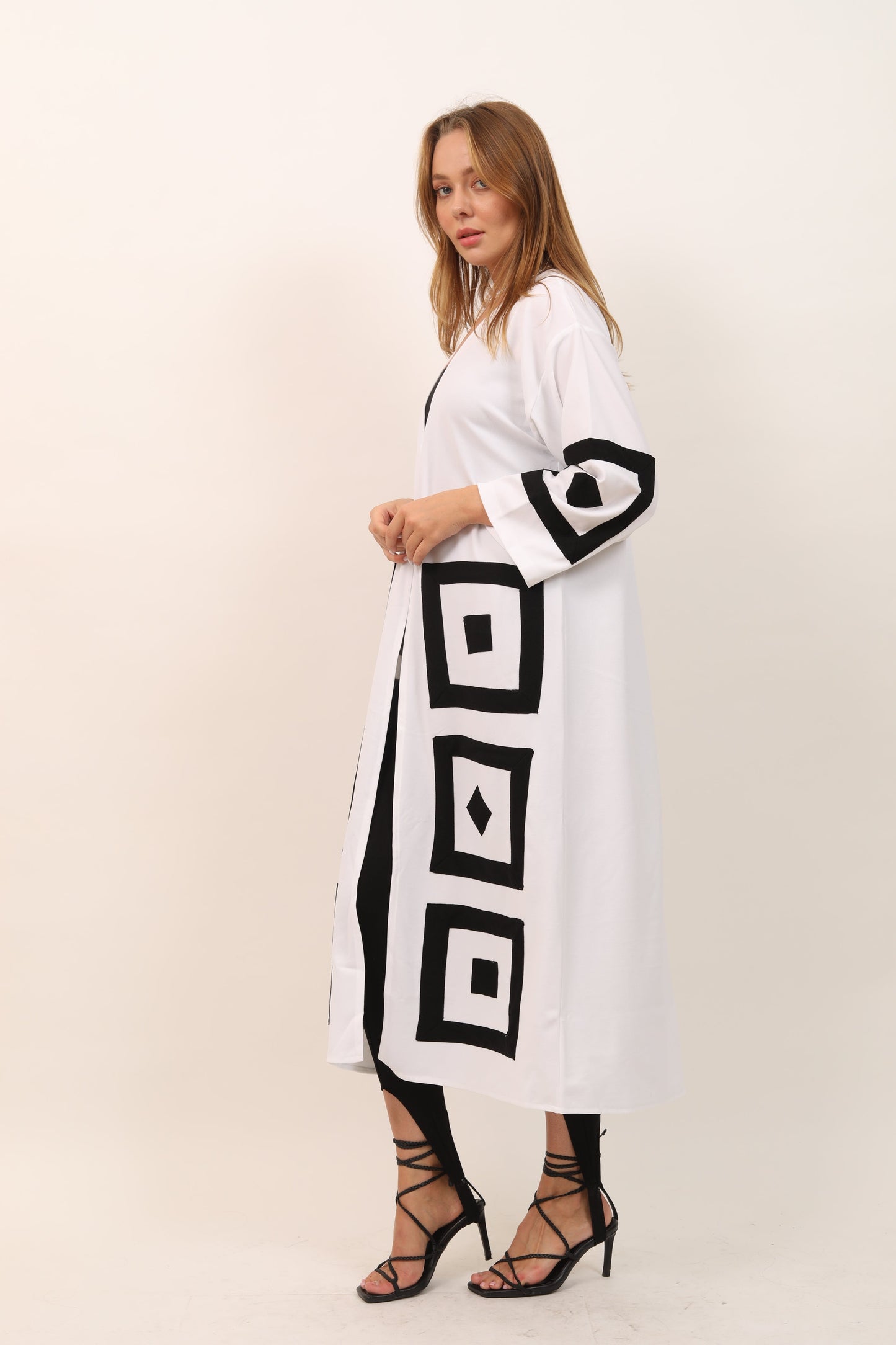 ENSEMBLE CAPE CARREAUX